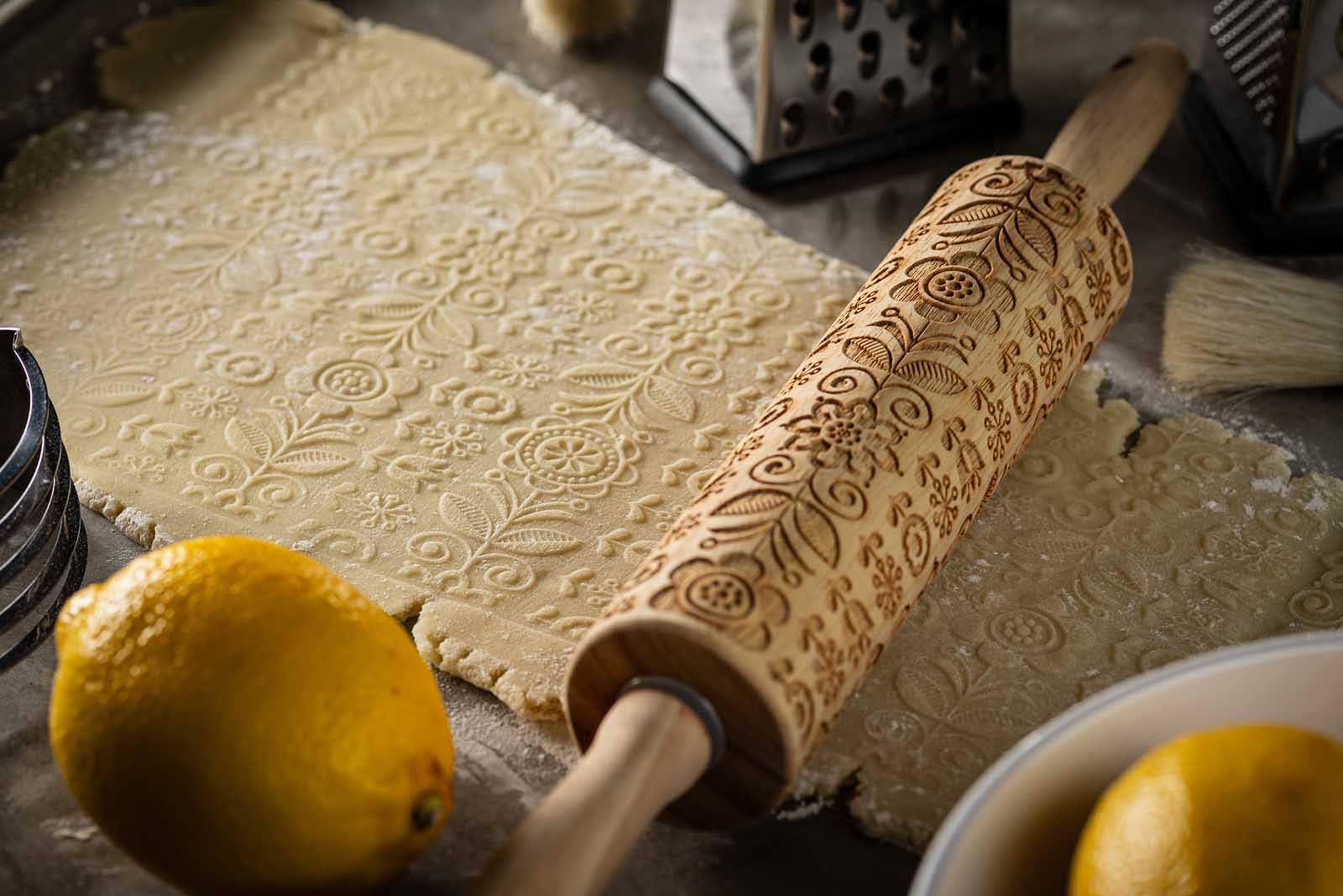 Embossed Rolling Pin, Spring/Summer Design 15.25"