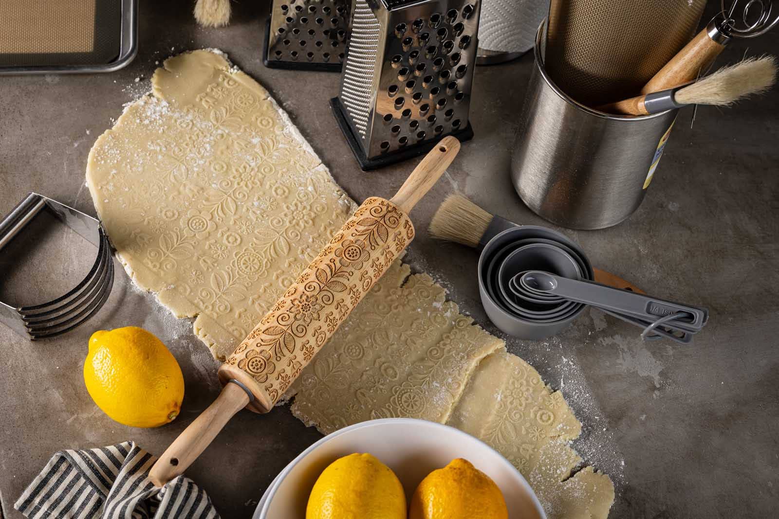 Embossed Rolling Pin, Spring/Summer Design 15.25"