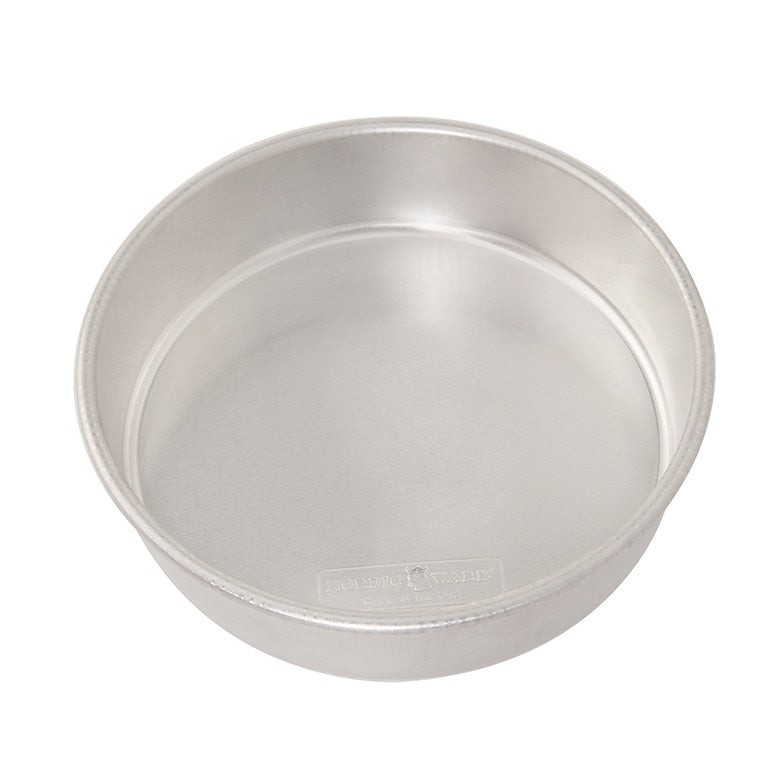 9" Nordic Ware Round Cake Pan