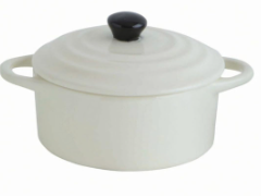 Stoneware Mini Baker with Lid