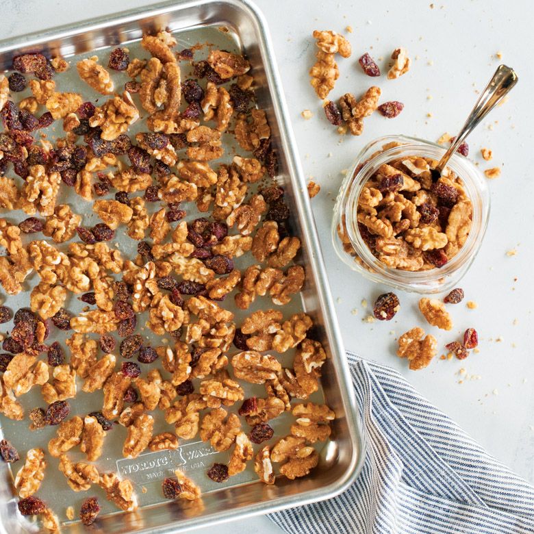 Nordic Ware Baker’s Quarter Sheet Pan