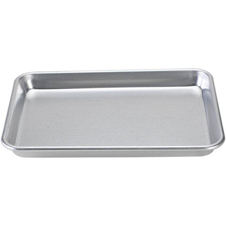 Nordic Ware Baker’s Quarter Sheet Pan